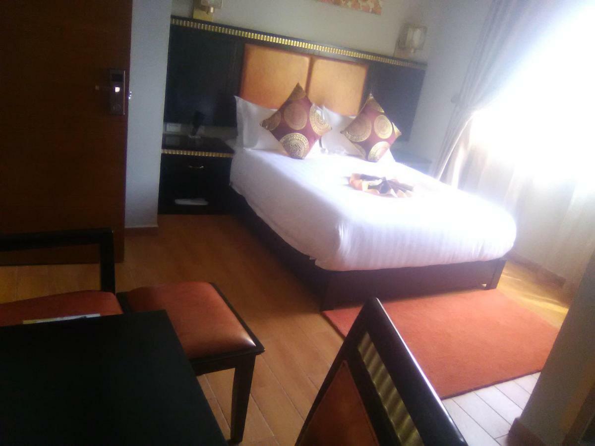 Zigzag Hotel And Spa Addis-Abeba Extérieur photo